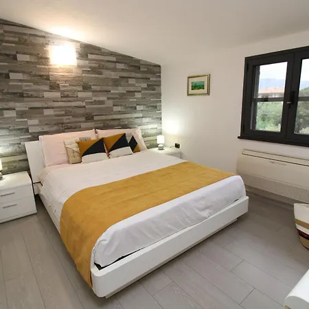 Corona's Apartment- Fronte La Caletta