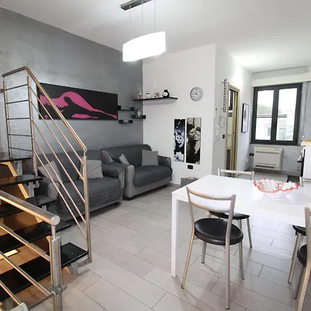 Corona's Apartment- Fronte Appartement